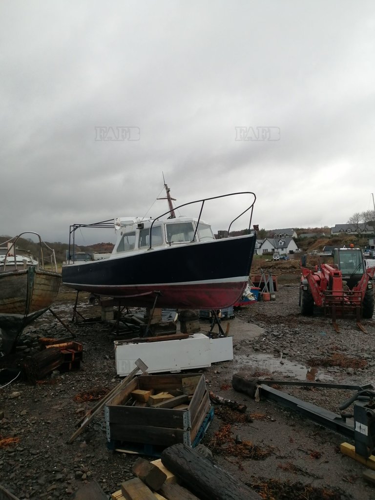 Thames police launch